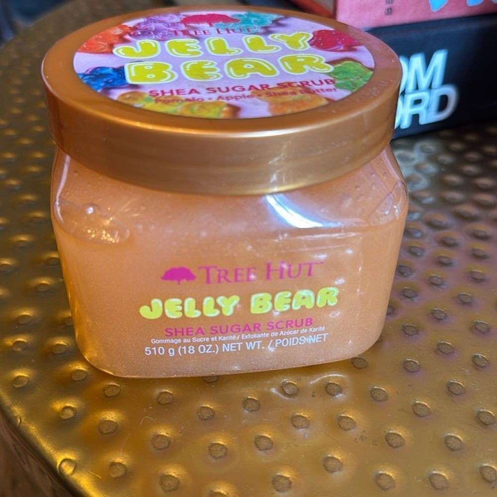 NWT TREE HUT Jelly Bear Shea Sugar Scrub